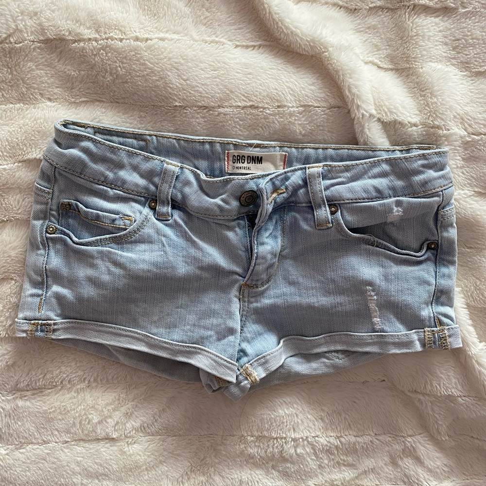 3/$25 Garage light wash denim